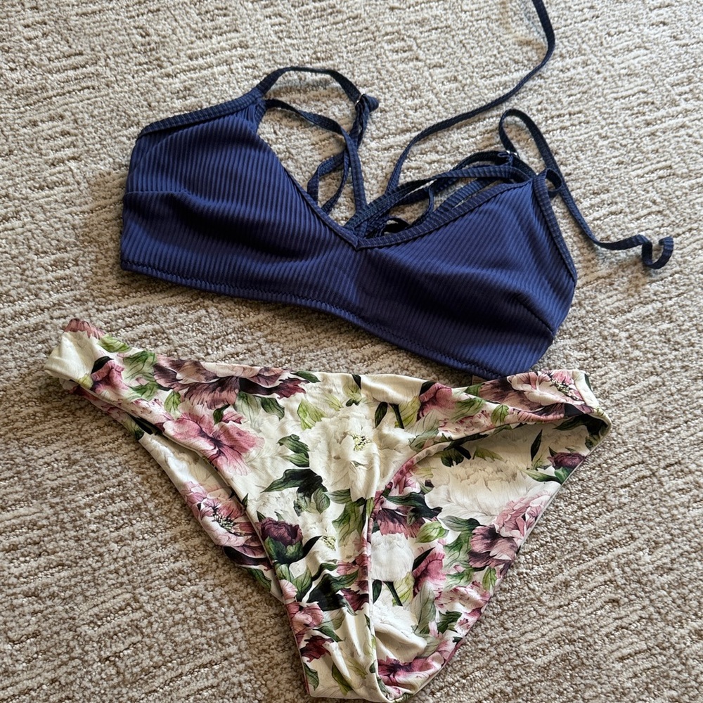 Floral and Navy Bikini Set Medium